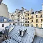 Charming 2-Room Apartment In Le Marais